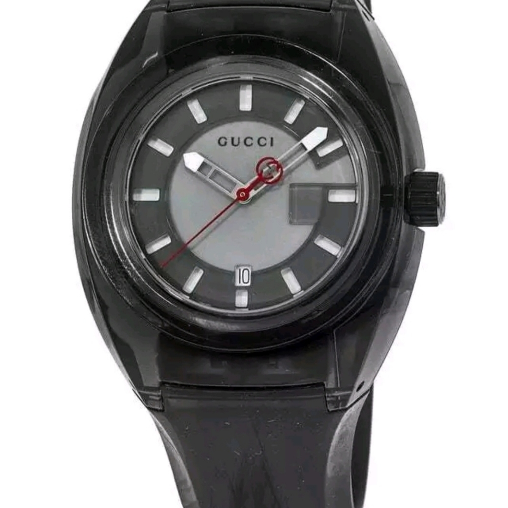 Gucci Sync XXL Men’s watch Dial Grey ( "USED", good condition) 100% AUTHENTIC !